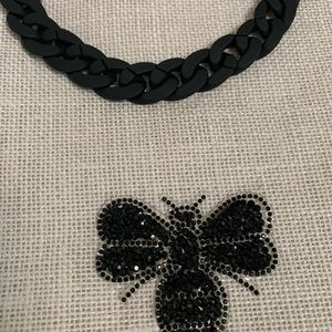 White jute tote bee’s